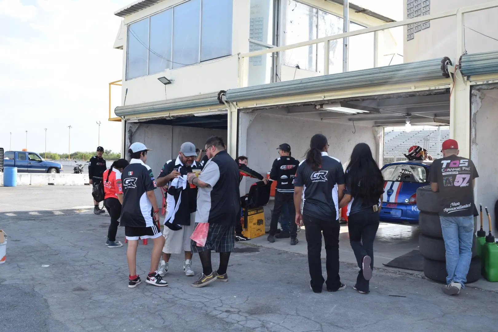 Gama Racing Team boxes