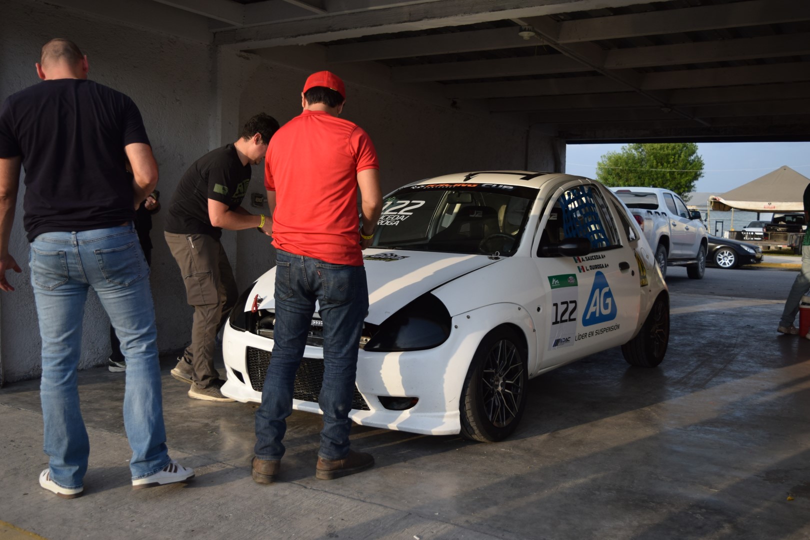 Adrián Sauceda Auto 122